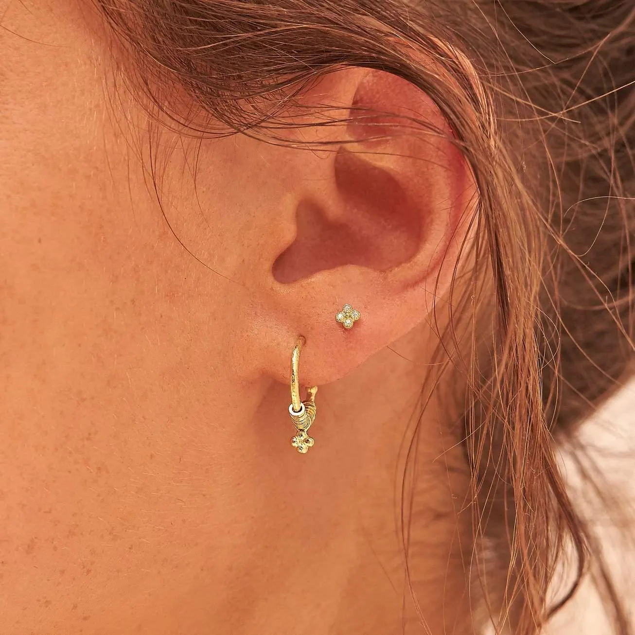 Gold Luminous Earrings
