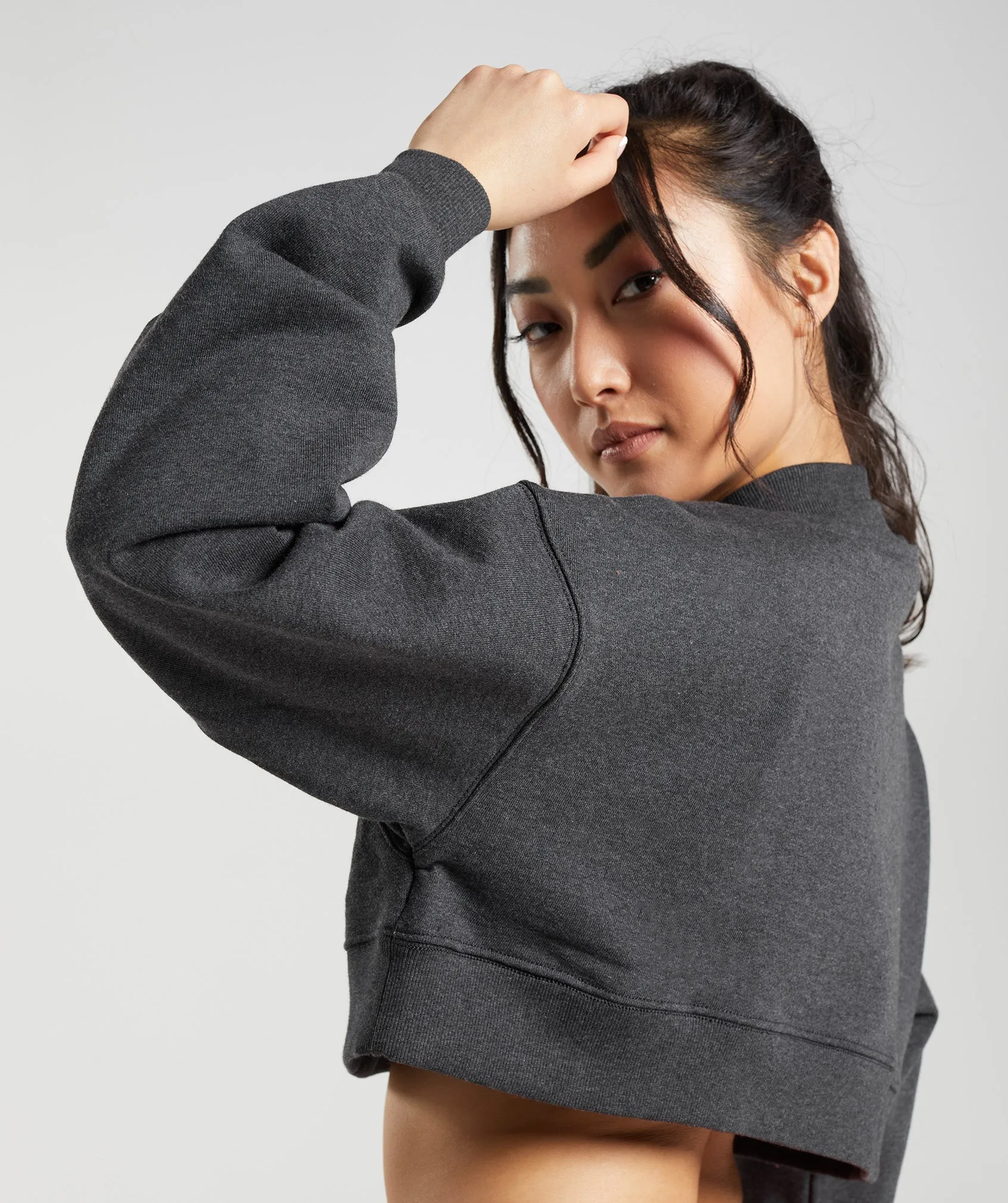 Gymshark Rest Day Sweats Cropped Pullover - Black Core Marl